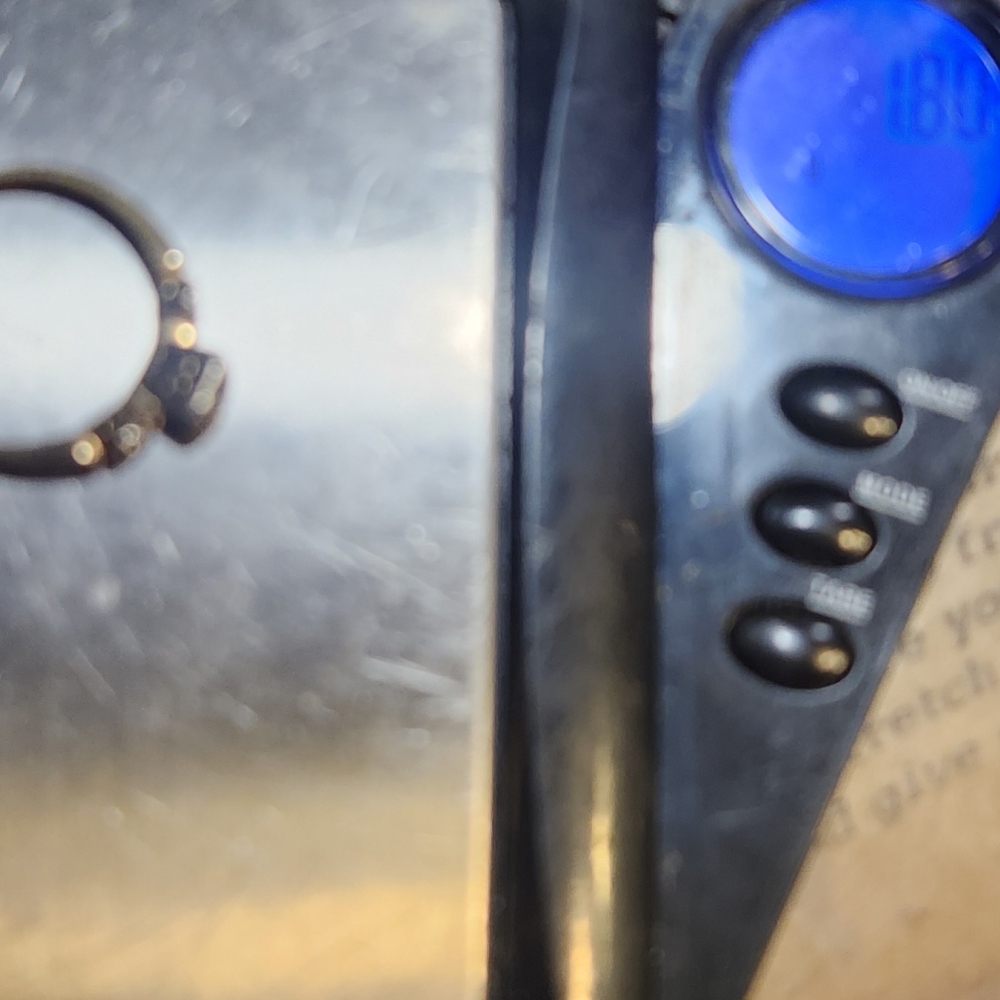 Solid Gold Two-Tone Art Deco Diamond Ring - image 7